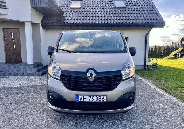 Renault Trafic cena 104998 przebieg: 80000, rok produkcji 2018 z Płock małe 497